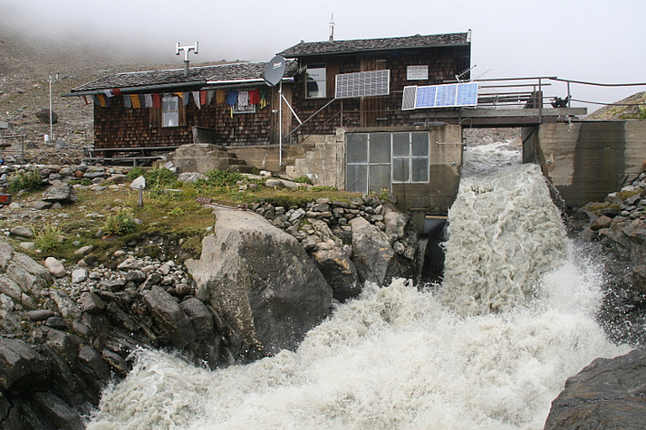 Vernagtbach gauging station on 25 August 2015 - strong runoff due to the melting of snow and ice in summer